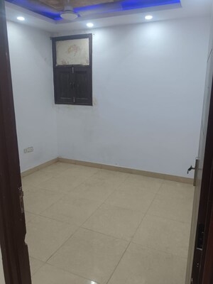 Room in 2 BHK Builder Floor at Panchsheel Vihar – for Rent