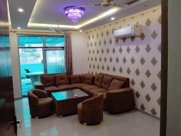Living Room in 3.5 BHK Apartment at Omaxe R2, Gomti Nagar – for Sale