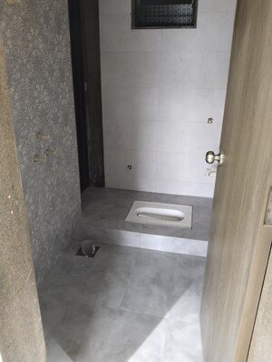 Bathroom in 2 BHK Apartment at Dosti Planet North Onyx, Shilphata – for Sale