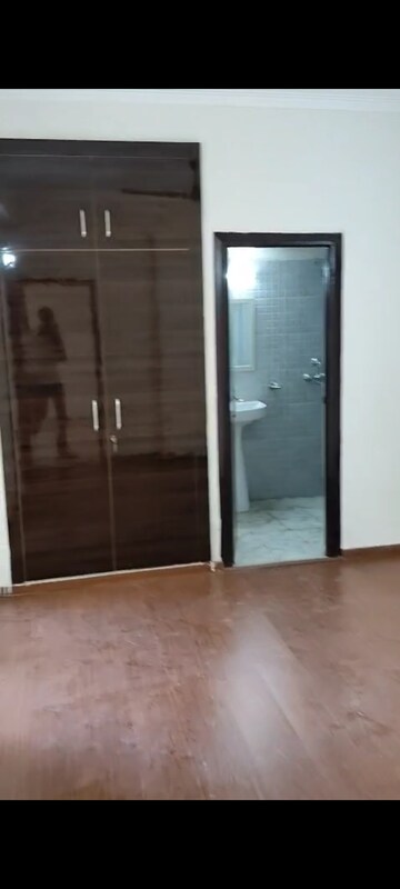 2 BHK Apartment For Rent in Amrapali Centurian Park, Tech Zone 4 Greater Noida