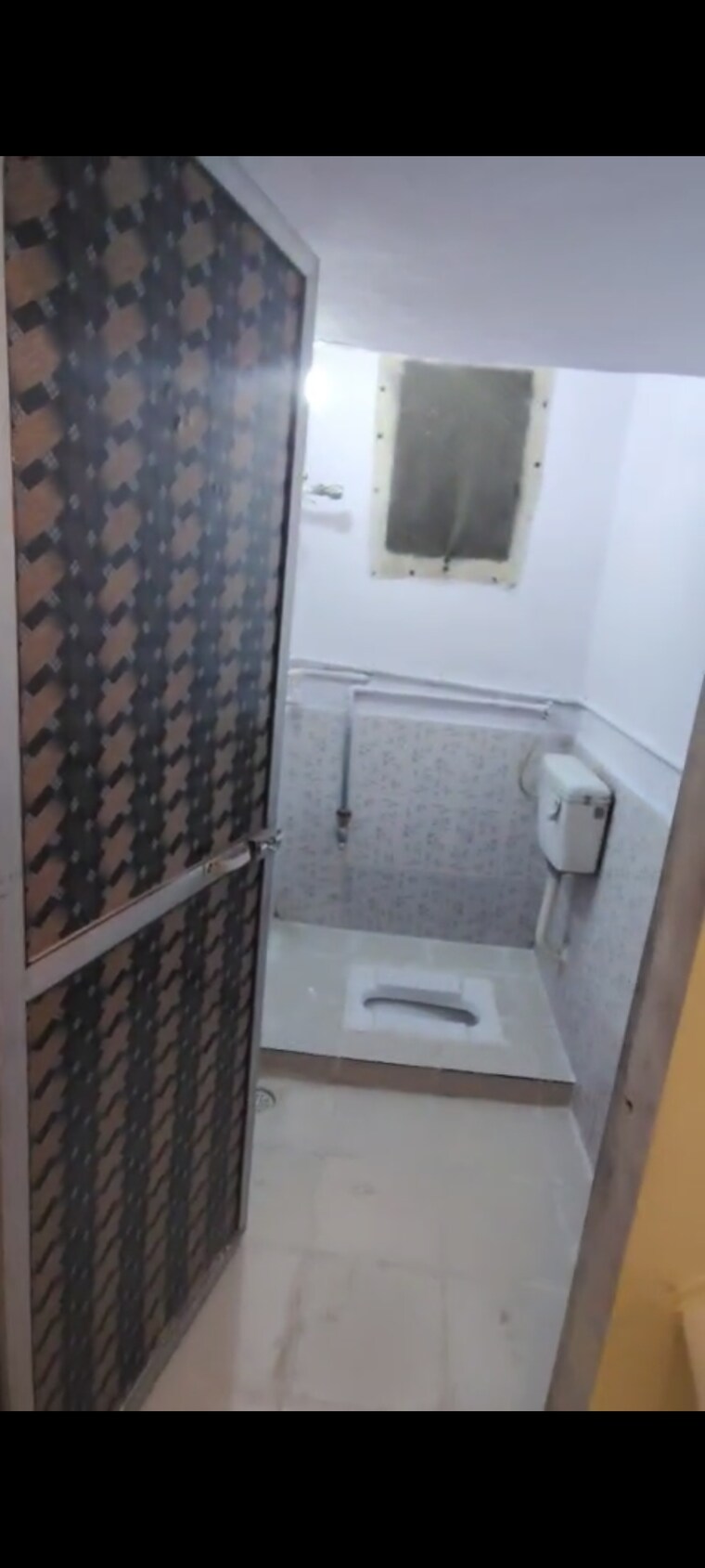 Bathroom, bindra-complex 1 RK 225 Sq.Ft. Apartment In Andheri East Mumbai 9315278
