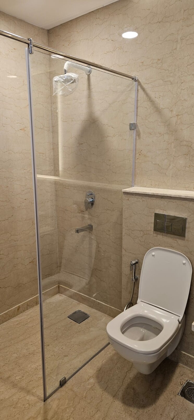 Bathroom, ss-mayfield-gardens 3 Bedroom 1550 Sq.Ft. Builder Floor In Sector 51 Gurgaon 9315319