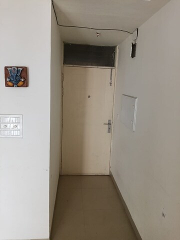  2 BHK Apartment at Omaxe The Palace, Gomti Nagar – for Sale