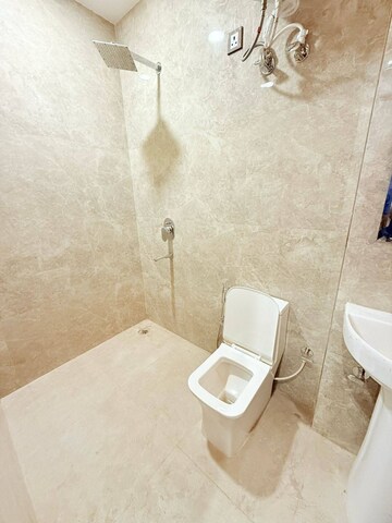 Bathroom in 1 BHK Builder Floor at Neb Sarai – for Rent