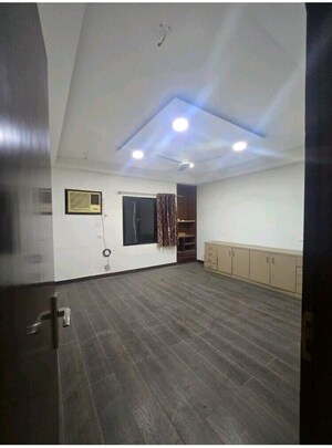 Room in 4 BHK Builder Floor at Greater Kailash I – for Sale