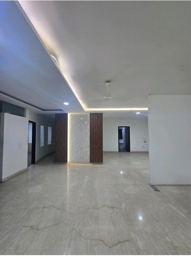 Room, greater kailash i 4 Bedroom 4500 Sq.Ft. Builder Floor In Greater Kailash I Delhi 9315344