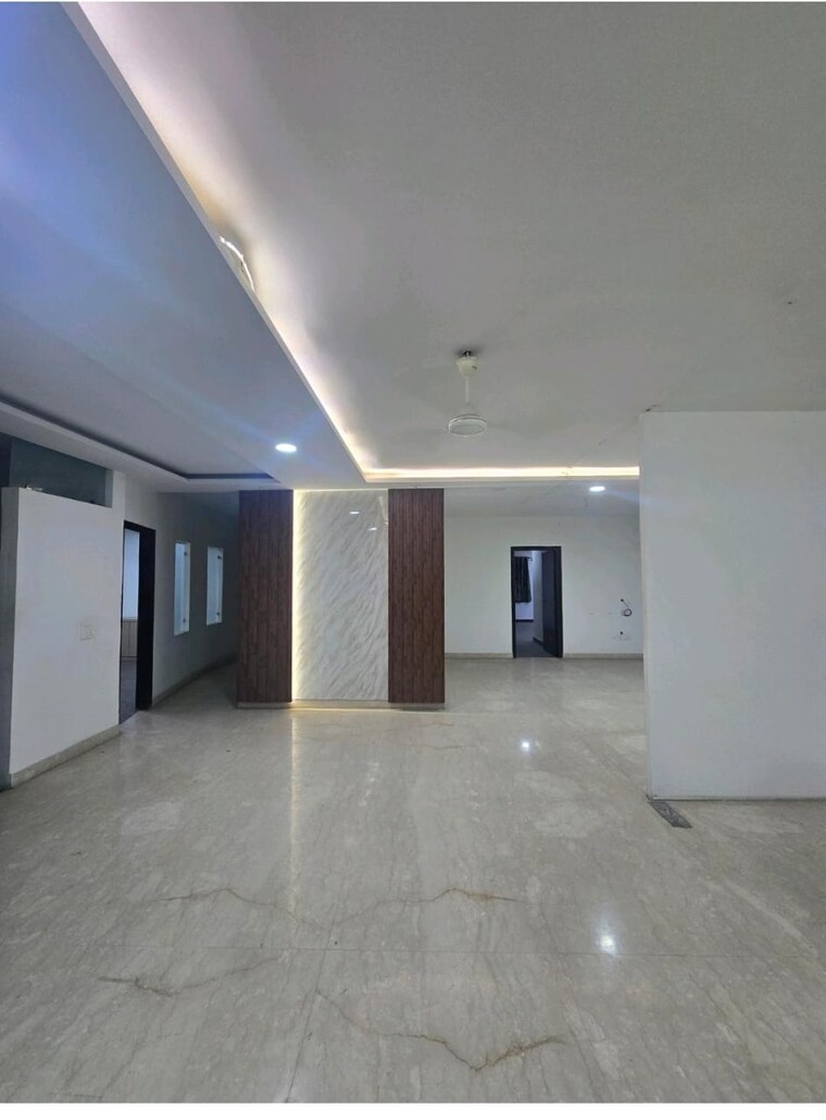 Room, greater kailash i 4 Bedroom 4500 Sq.Ft. Builder Floor In Greater Kailash I Delhi 9315344