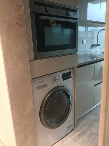 Furnished Amenities in 2 BHK Apartment at Hiranandani Castle Rock, Powai – for Rent