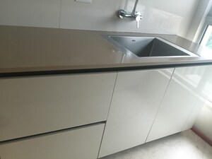 Furnished Amenities in 2 BHK Apartment at Hiranandani Castle Rock, Powai – for Rent