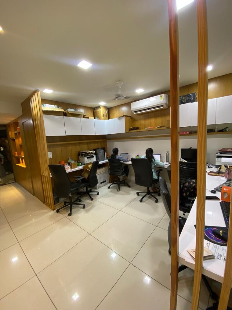 Team Area, jagatpur Commercial Office Space 905 Sq.Ft. In Jagatpur Ahmedabad 9315409