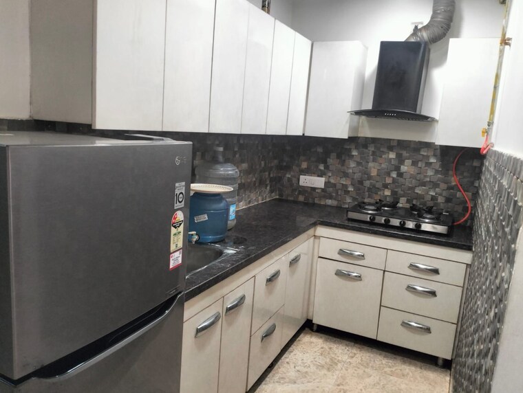 Kitchen, lajpat nagar 2 Bedroom 900 Sq.Ft. Builder Floor In Lajpat Nagar Delhi 9315392