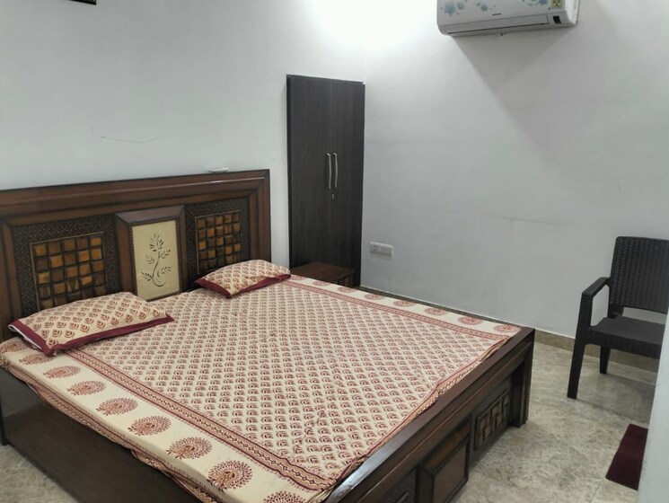Bedroom, lajpat nagar 2 Bedroom 900 Sq.Ft. Builder Floor In Lajpat Nagar Delhi 9315392