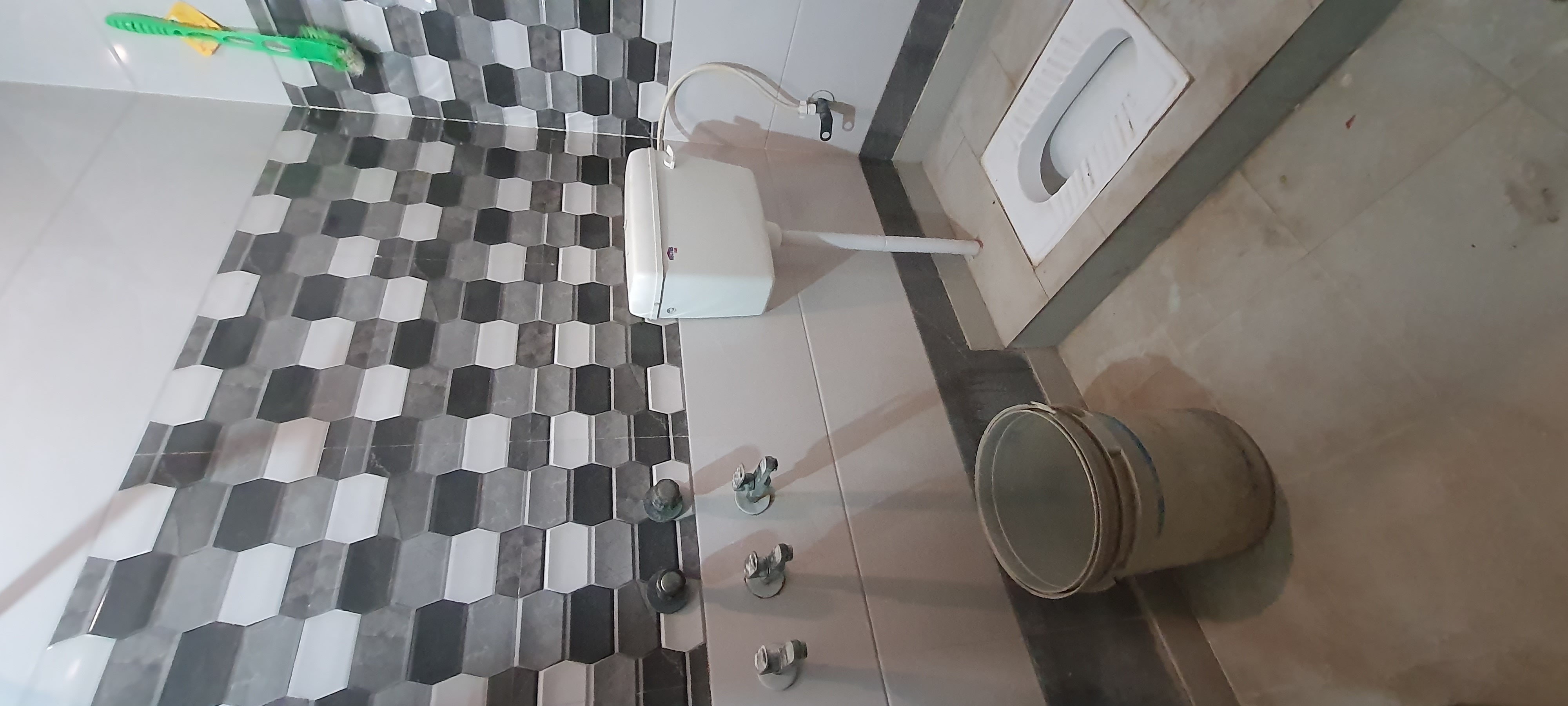 1 BHK + Pooja Room Independent House For Rent in Faridabad Sector 3