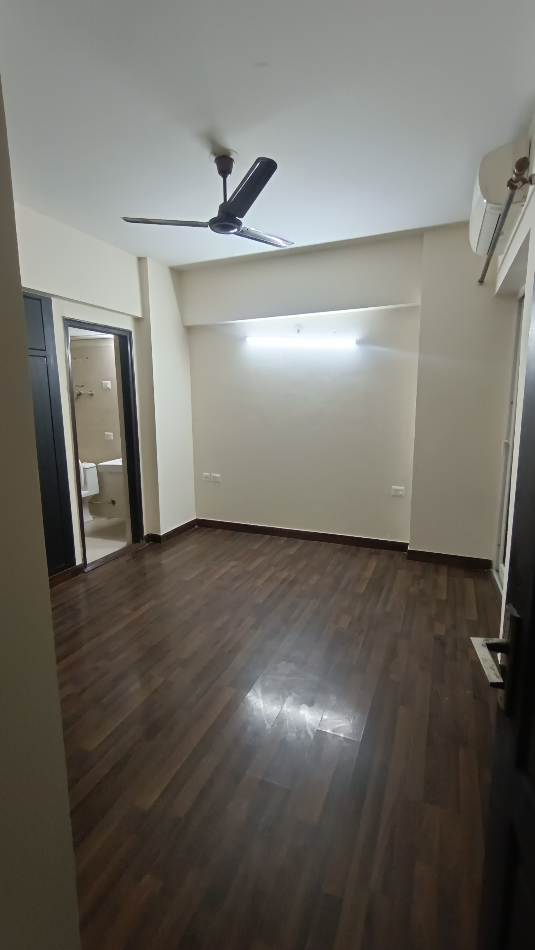 2 BHK 895 Sq.Ft. Apartment in Sethi Max Royal