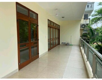 Room in 3 BHK Builder Floor at Greater Kailash I – for Rent