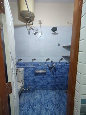 Master Bedroom in 1 BHK Builder Floor at Halasuru – for Rent