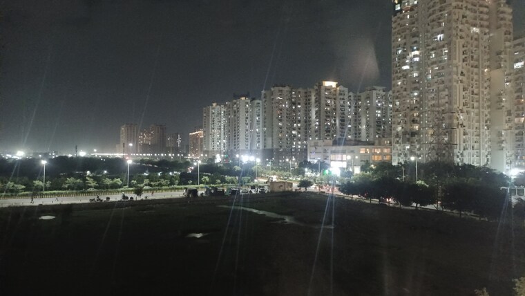 Swimming Pool, sethi-max-royal 2 Bedroom 895 Sq.Ft. Apartment In Sector 76 Noida 9315403