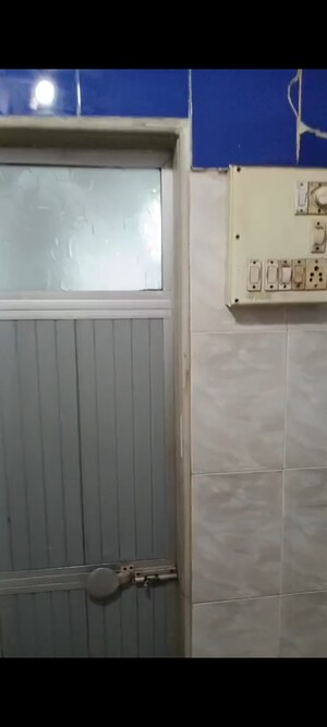 Bathroom in 1 BHK Apartment at Chembur – for Rent