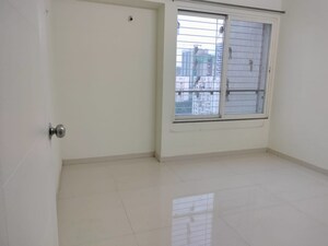Room in 2 BHK Apartment at Rohan Leher, Baner – for Rent
