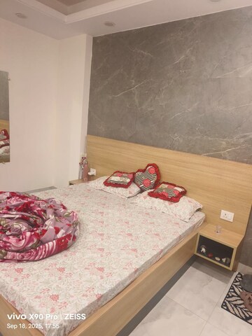 Bedroom in Studio Builder Floor at Sant Nagar – for Rent