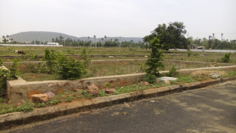 undefined, kapulppada  200 Sq.Yd. Plot In Kapulppada Vizag 9315442