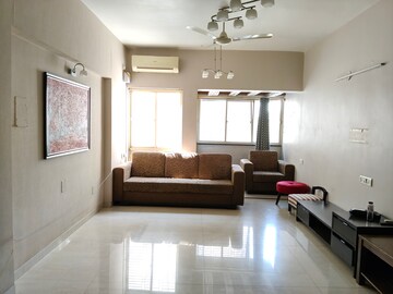 3 BHK Apartment For Rent in Somerset Apartments, Mg Road