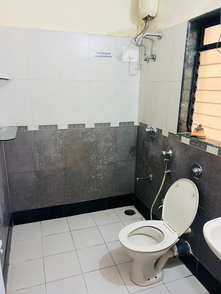 Bathroom, ghp-sheldon 2 Bedroom 1100 Sq.Ft. Apartment In Chandivali Mumbai 9315465