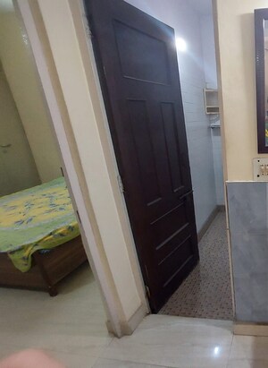 Building Lobby in 1.5 BHK Builder Floor at Chittaranjan Park – for Rent