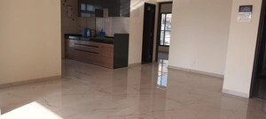 Room in 3 BHK Apartment at Malad West – for Sale