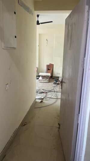 Bathroom in 2 BHK Apartment at Jaypee Greens Kosmos, Sector 134 – for Rent