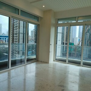 Room in 3 BHK Apartment at Enpar Lotus 101 Worli Residences, Kamala Mill – for Rent