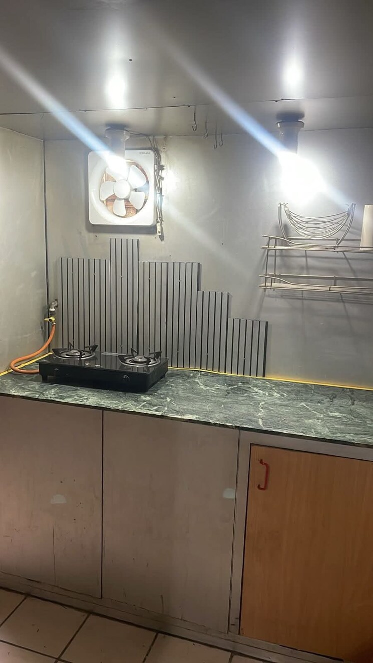 Kitchen, saket 1.5 Bedroom 75 Sq.Yd. Builder Floor In Saket Delhi 9315484