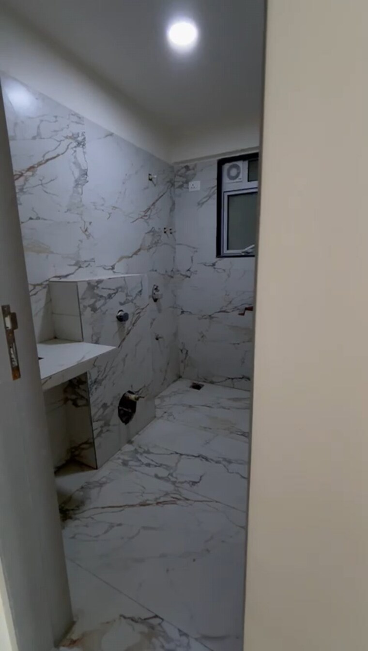 Bathroom, sangam-nero 3 Bedroom 1163 Sq.Ft. Apartment In Bandra East Mumbai 9315488