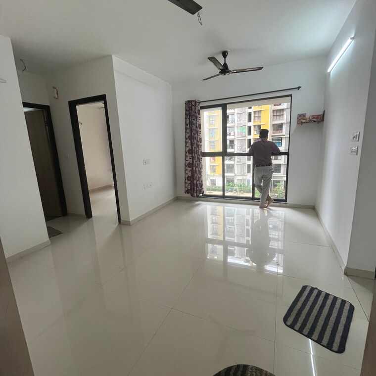 Room, lodha-palava-fresca-c-and-d 1 Bedroom 420 Sq.Ft. Apartment In Taloja Bypass Road Thane 9315511