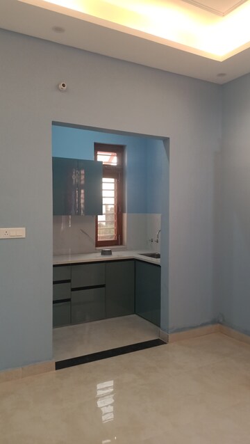 Room in 1 BHK Independent House at Sahastradhara – for Rent