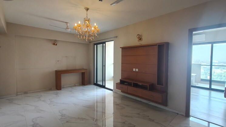 Room, m3m-corner-walk 2 Bedroom 1250 Sq.Ft. Apartment In Sector 74 Gurgaon 9315565