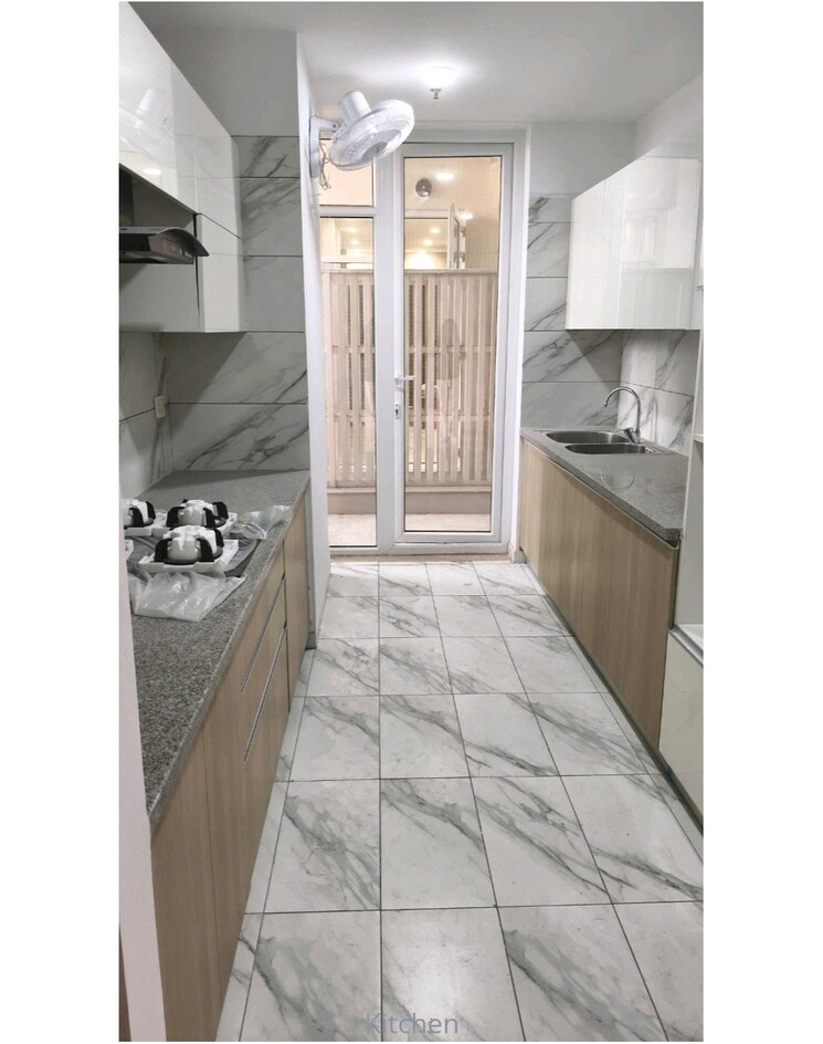 Kitchen, mahindra-luminare 4 Bedroom 3625 Sq.Ft. Apartment In Sector 59 Gurgaon 9315564