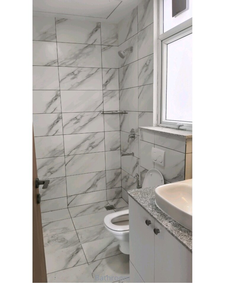 Bathroom, mahindra-luminare 4 Bedroom 3625 Sq.Ft. Apartment In Sector 59 Gurgaon 9315564