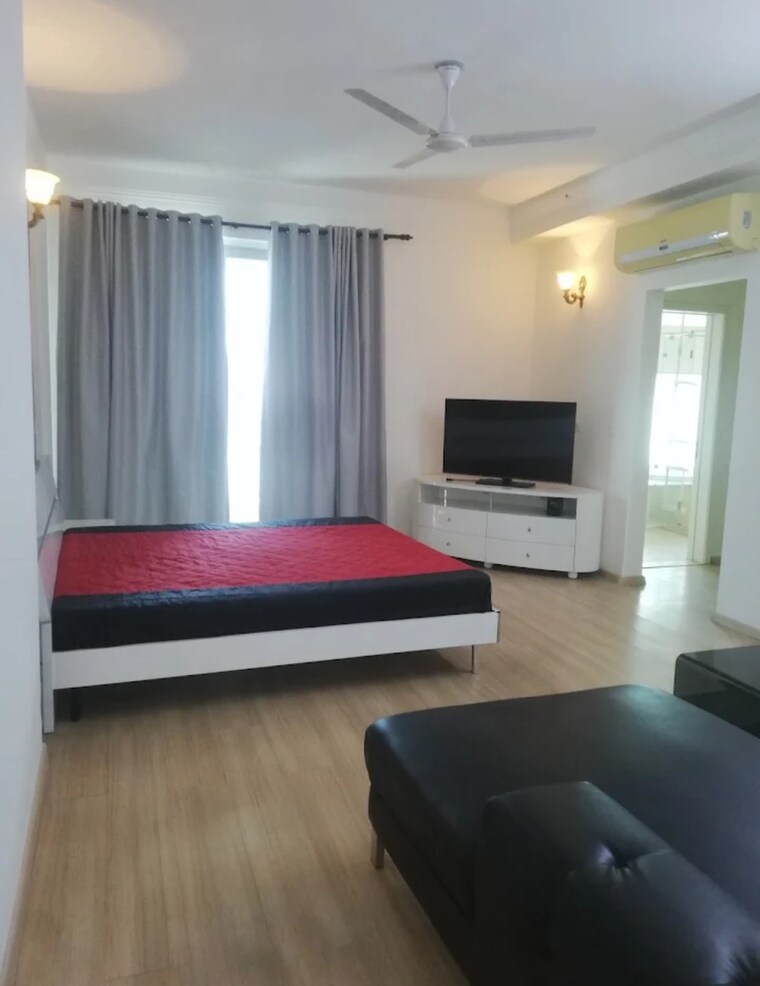 Bedroom, dlf-the-belaire 4 Bedroom 3430 Sq.Ft. Apartment In Sector 54 Gurgaon 9315569