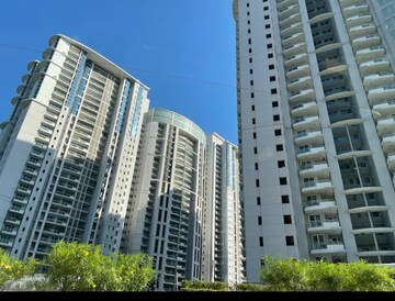 4 BHK Apartment – Exterior View View at DLF The Belaire, Sector 54 - for Sale
