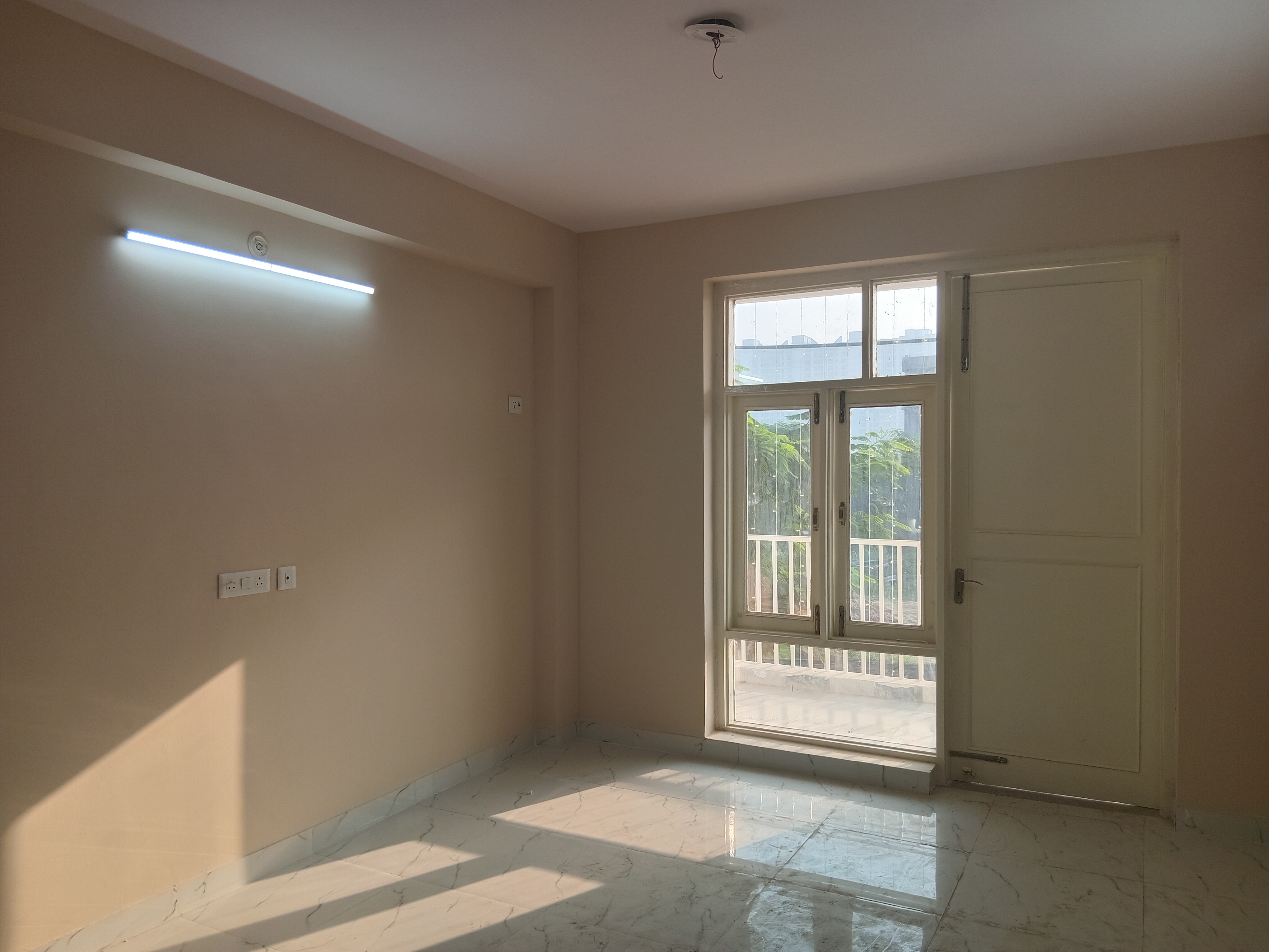 3 BHK 250 Sq.Yd. Builder Floor in TDI The Grand Retreat