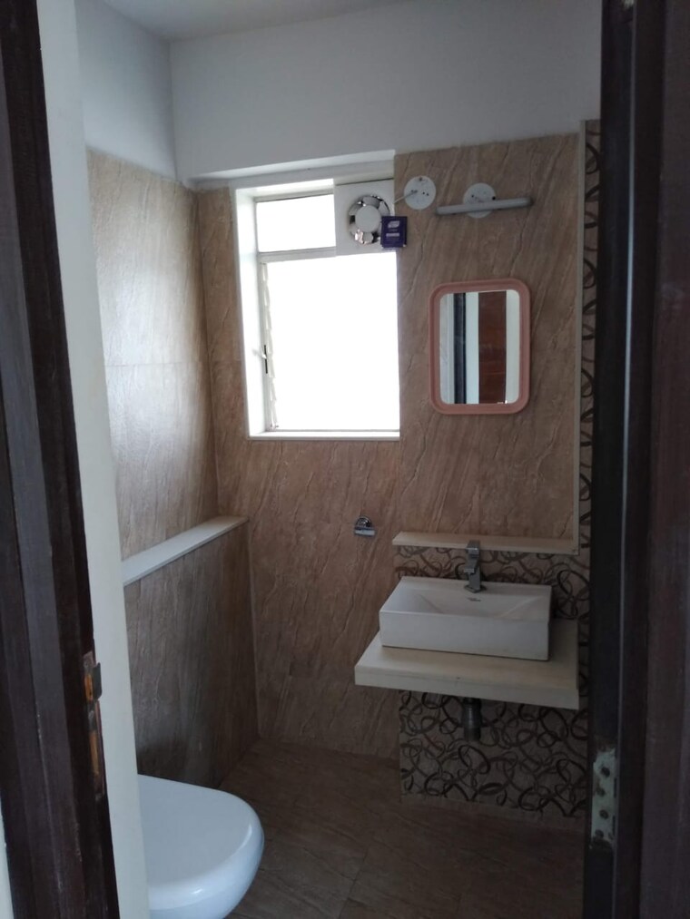 Bathroom, malad west 3 Bedroom 940 Sq.Ft. Apartment In Malad West Mumbai 9315572