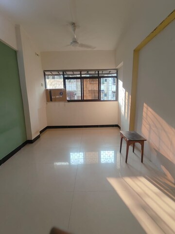 1 BHK Apartment For Rent in Rishikesh CHS, Malad West