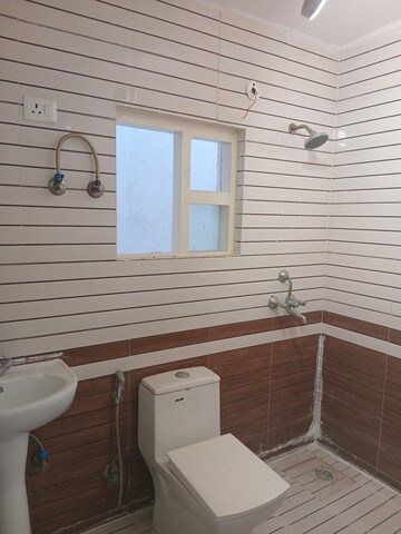 Bathroom in 3 BHK Builder Floor at TDI The Grand Retreat, Sector 88 – for Rent