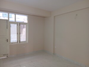 Room in 3 BHK Builder Floor at TDI The Grand Retreat, Sector 88 – for Rent