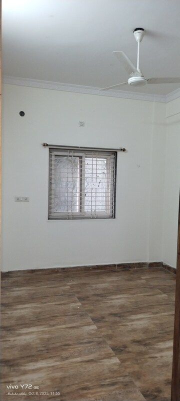 Room in 2 BHK Apartment at Pavani Laxmi Nivas, Madhapur – for Rent