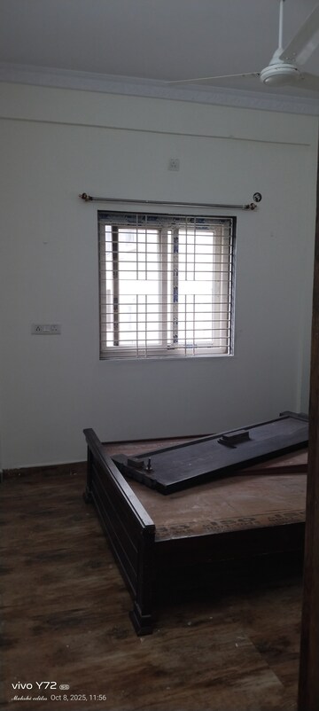 Room in 2 BHK Apartment at Pavani Laxmi Nivas, Madhapur – for Rent