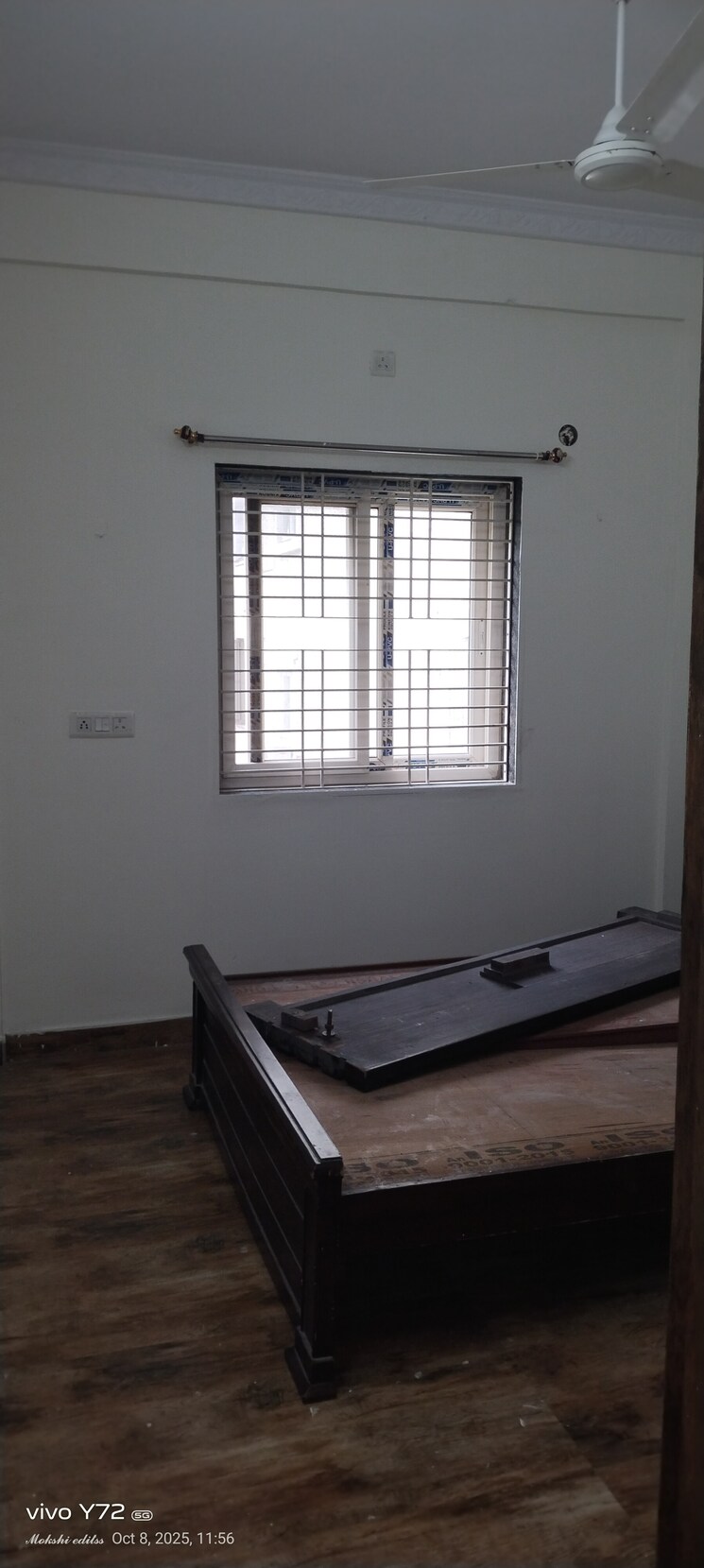 Room, pavani-laxmi-nivas 2 Bedroom 1200 Sq.Ft. Apartment In Madhapur Hyderabad 9315589