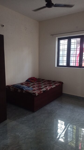 Bedroom in 2 BHK Independent House at Sahastradhara Road – for Rent