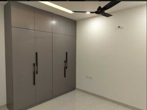 Room in 3 BHK Apartment at Prestige Beverly Hills, Kokapet – for Rent